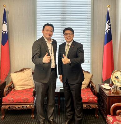 El Director General Chou se reunió con el Director Adjunto Joe Chen de la Oficina de la Cuenca del Pacífico de Taiwán de Enterprise Florida