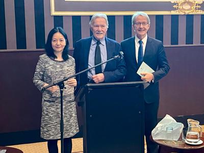 Representative Chen Hsin-Hsin delivers a speech titled " The 2024 Taiwanese Election-Results, Implications and beyond" alongside former Dutch Representative to Taiwan, Guy Wittich, in The Hague. (2024. 02.19)