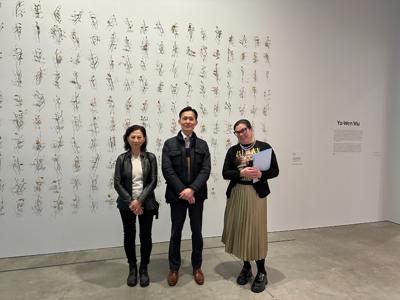 Director-General Liao visits exhibition of Taiwanese-American artist Yu-Wen Wu