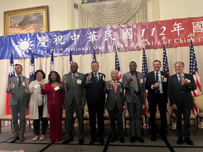 駐芝加哥辦事處與美國中西部政僑學界領袖齊聚一堂，歡慶中華民國（台灣）112年國慶！