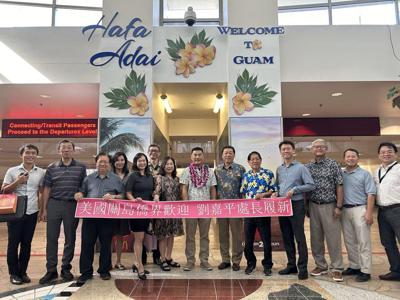 The new Director General Chia Ping Liu arrived in Guam to assume the office on Jan. 12 afternoon and was warmly welcomed by several leaders of the Taiwanese Community in Guam, including Albert Wu, President of the United Association of Guam, LuLu Chen, President of the Taiwanese Association of Guam, Judy Ho, President of the Chinese Ladies’ Association of Guam, Victor Lee, General Manager of the First Commercial Bank Guam Branch and so forth at the airport