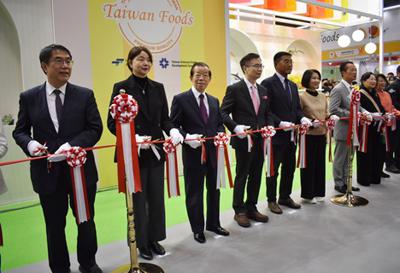 謝長廷・駐日代表が「FOODEX JAPAN 2024」台湾パビリオンの開幕式典に出席