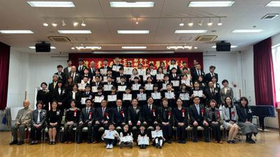 駐大阪辦事處洪英傑處長出席大阪中華學校畢業典禮