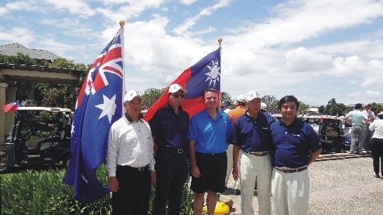 左起：溫錦文董事長、賴維中處長、Luke Smith市議員、盧永吉主委、林俊廷秘書長