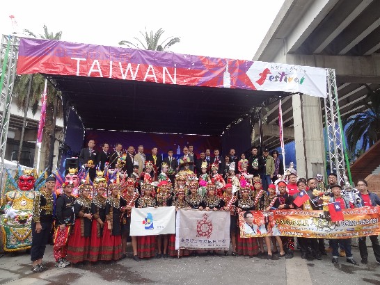 圖說:中華民國總統府國策顧問黃正勝 (後排左四)、駐澳大利亞代表李大維大使(後排左八)、本處沈正宗處長 (後排左三) 