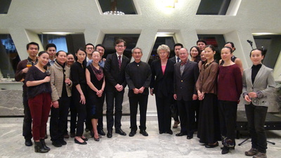 Representative Tung, Mr. Lin Hwai-min and the Cloud Gate Dance Theatre