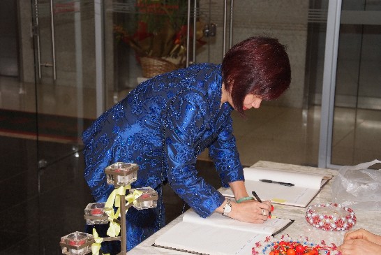 data de publicação：2012/10/10