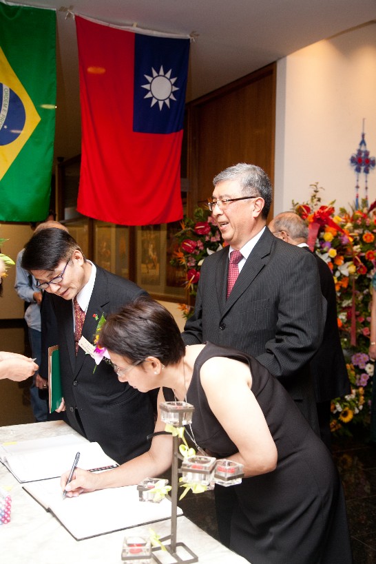 data de publicação：2013/2/14