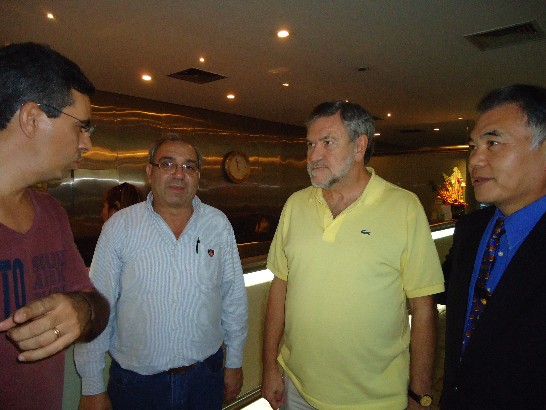 徐大使訪問友人