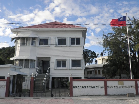 第68屆世界衛生大會(WHA) 中華民國衛生福利部部長蔣丙煌專文: 全民健保二十週年的新挑戰：財務永續、資訊科技及人口老化