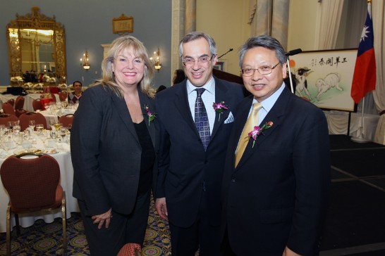 Amb. Bruce Linghu, Representative of Taipei Economic and Cultural Office in Canada, Honourable Kerry-Lynne Findlay, Minister of National Revenue, and Honourable Tony Clement, President of the Treasury Board