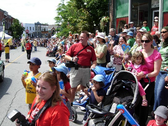 The parade of Puppets Up! Festival in Almonte is proceeding on Mill Street, main street of Almonte, and attracts thousands of visitors.