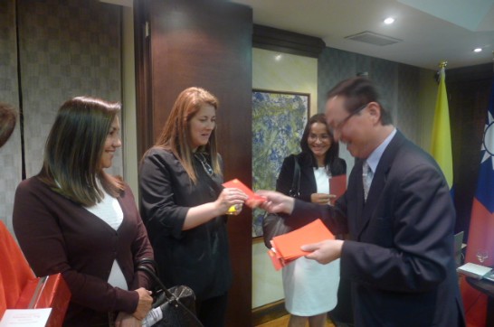 fecha de publicación:2013/2/15