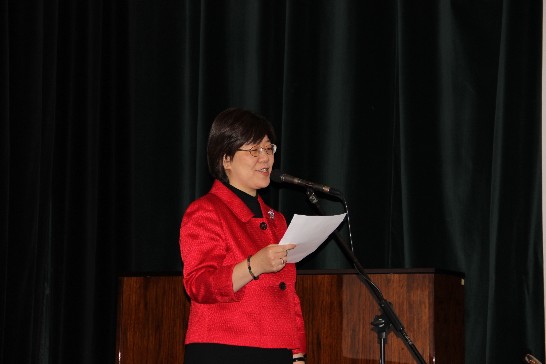 本處薛代表向與會貴賓致詞