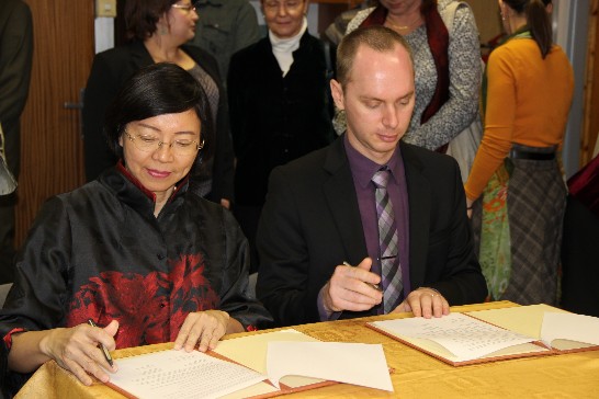 國家圖書館與捷克科學院亞非研究所簽署「臺灣漢學資源中心」合作備忘錄
