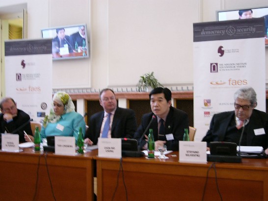 鄭欽模博士與會中致詞