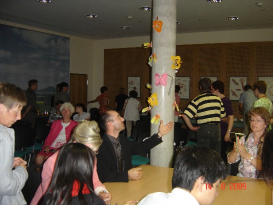 開幕式中提供我國情介紹，放映生態保育類影片及昆蟲紙藝工作坊，現場並分發我旅遊與文化資料。