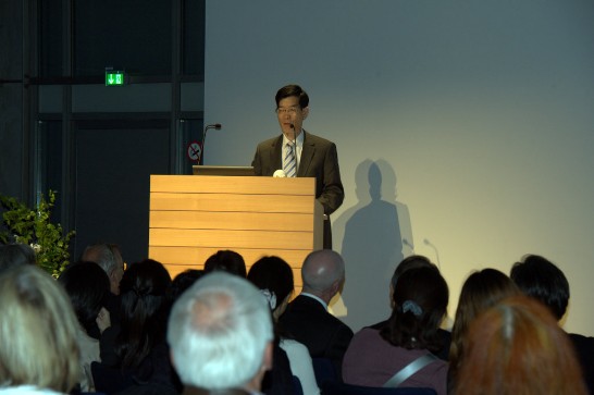 鄭處長兆元於101年5月3日晚出席巴伐利亞邦Selb縣Porzellanikon SELB陶瓷博物館所辦"法藍瓷精品展"並致詞!