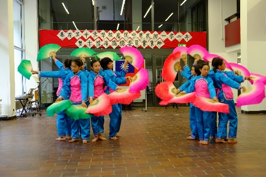 慕尼黑中文學校於102年10月12日舉辦"慶祝中華民國102年雙十國慶茶會"!