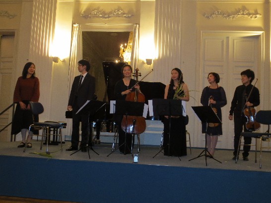 駐慕尼黑辦事處派員參加102年10月16日由好海洋音樂暨表演藝術推廣協會假慕尼黑王宮音樂廳舉辦"蓬萊秋樂2013-經典台灣音樂會"!