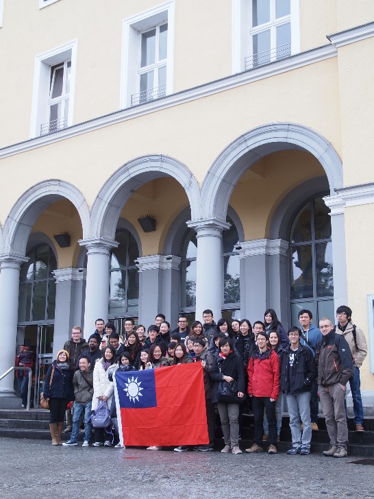 慕尼黑台灣同學會於102年10月12日舉辦慶祝中華民國國慶暨同學會迎新活動!