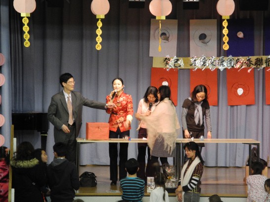 駐慕尼黑辦事處鄭處長兆元出席102年2月3日慕尼黑中文學校所辦"102年春節聯歡會"!