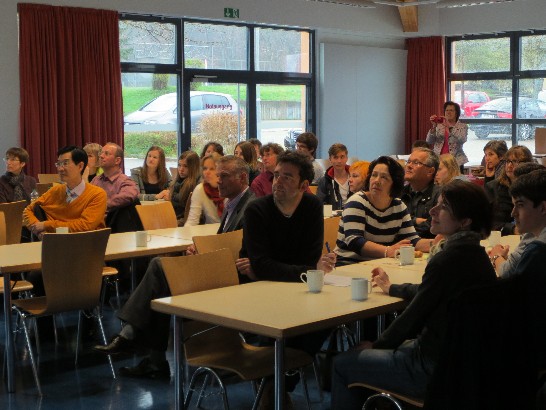 駐慕尼黑辦事處鄭處長兆元受邀於102年4月20日赴德國巴登伍騰堡邦Weil縣克普勒文科中學進行國情簡介!