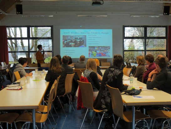 駐慕尼黑辦事處鄭處長兆元受邀於102年4月20日赴德國巴登伍騰堡邦Weil縣克普勒文科中學進行國情簡介!