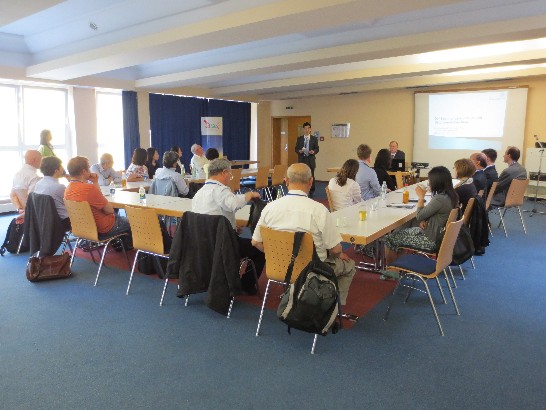 駐慕尼黑辦事處於102年6月21至22日舉辦第3屆「德國留台校友會」,開幕式由鄭處長兆元致歡迎詞!