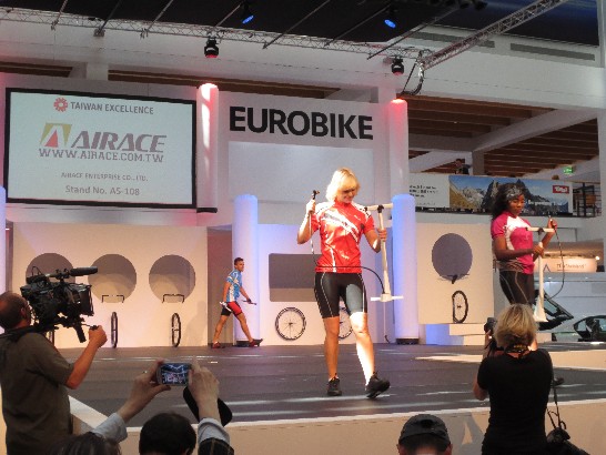 慕尼黑台灣貿易中心於102年8月29日假"德國Eurobike展場"舉辦台灣自行車精品發表會!