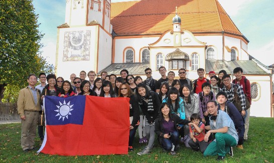 慕尼黑台灣同學會舉辦迎新暨慶祝103年國慶踏青活動