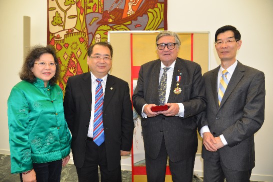 駐慕尼黑辦事處鄭處長兆元於103年2月22日陪同陳大法官新民夫婦拜會德國法界人士!