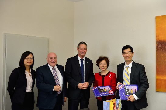 駐慕尼黑辦事處鄭兆元處長於103年6月5日陪同駐德國台北代表處陳華玉大使轄訪!