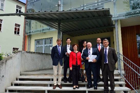 駐慕尼黑辦事處鄭兆元處長於103年6月5日陪同駐德國台北代表處陳華玉大使轄訪!