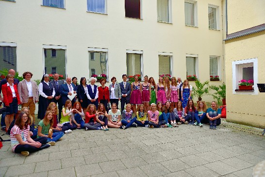 駐慕尼黑辦事處鄭兆元處長於103年6月5日陪同駐德國台北代表處陳華玉大使轄訪!