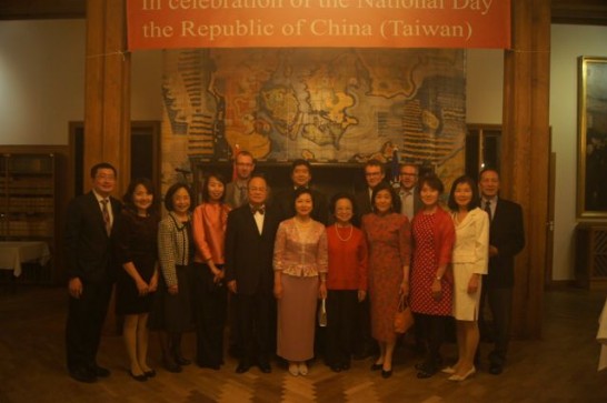 駐丹麥代表處全體同仁大合照