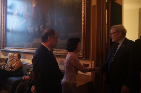 徐大使迎接貴賓