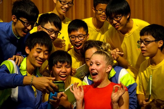 丹麥國家體操表演隊和台灣當地學校舉辦交流活動