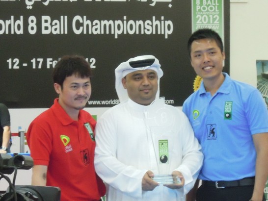 2012 WPA世界8號球錦標賽-冠亞軍我國選手張榮麟傅哲偉與主辦單位人員合影