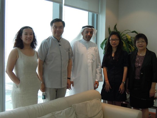 清大訪團與阿布達比邦重要資產家合影