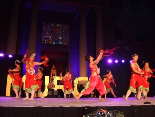 「濁水溪藝術舞蹈團」9月8日在慕西亞大學廣場演出