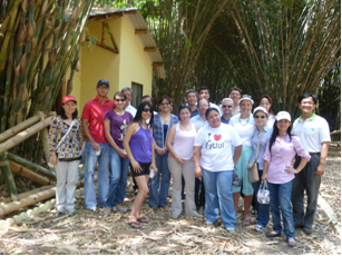 瓜國最高選舉法院、外交部暨憲法法院等官員（眷）參訪駐團竹發展計畫之合影