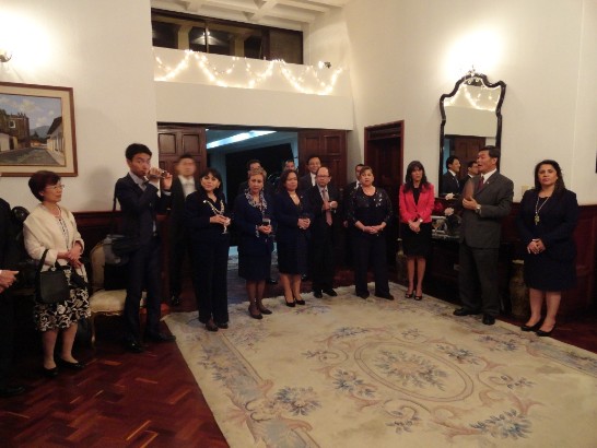 瓜國第一夫人（右4）致詞歡迎我立委團所有團員