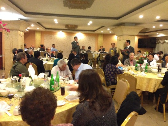 駐館孫大使大成參加上述華僑節餐會應邀致詞