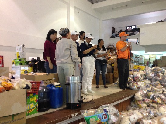 S市長夫人阿巴里薩耶（Zulma de Alvarizaes）及志工團隊對我政府及人民此主動雪中送炭之舉，表達謝意。