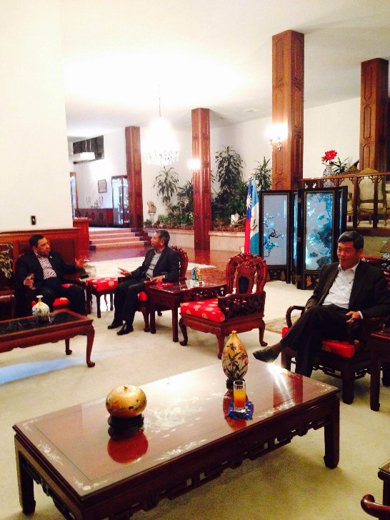 孫大使與政務副部長、國防政策副部長晤談