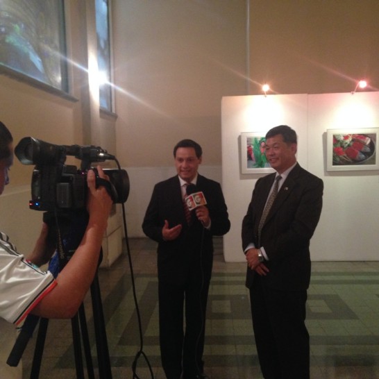 孫大使接受瓜國展望電視台訪問