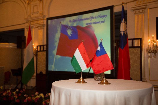 beküldési időpont：2015/10/8