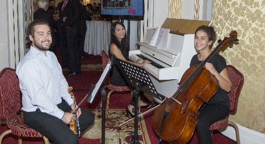 beküldési időpont：2015/10/8