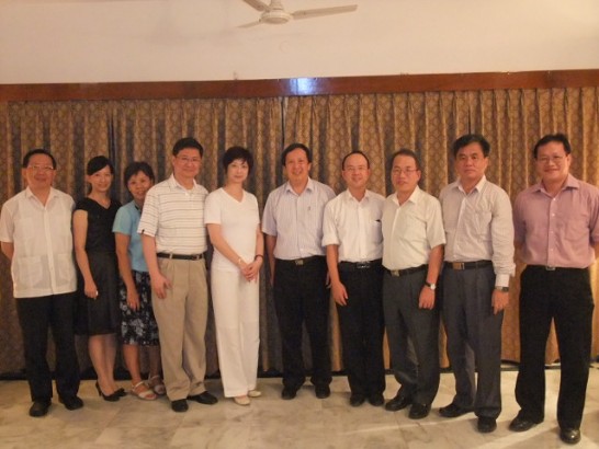 Dr. Chen Hsin-chih from National Cheng Kung University and Dr. Tseng Yea Jen from Southern Taiwan University conducted a research tour in India between June 27 and July 7. The two researchers paid visits to a variety of distinguished think tanks in Delhi, including the IPCS, ORF, IDSA, ICRIER, etc, to exchange ideas on the issues of mutual interests with their Indian counterparts. Dr. Chen and Dr. Tseng were also invited to visit the TECC on June 28 for discussing the purpose of the visit and future collaboration.